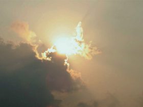 活佛閉關出定二十二天米水未沾