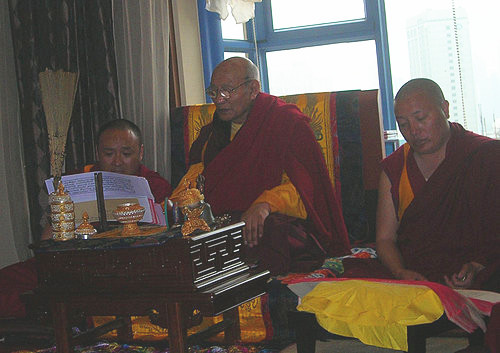 第七世佐欽法王的上師多杰仁增仁波且祝賀第三世多杰羌佛