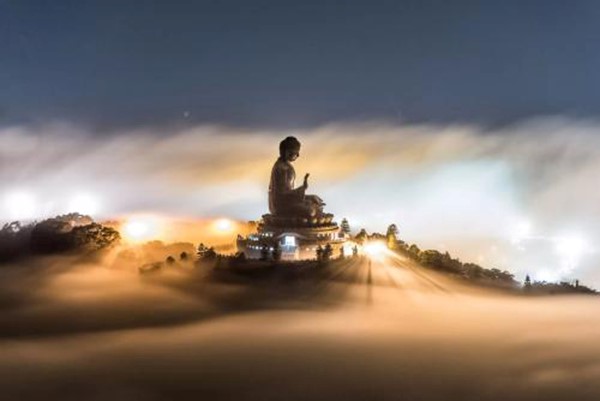 璀璨煙花匆匆客,一場遊戲一場夢